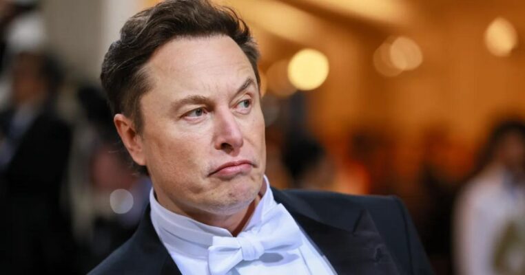 Kisah Elon Musk