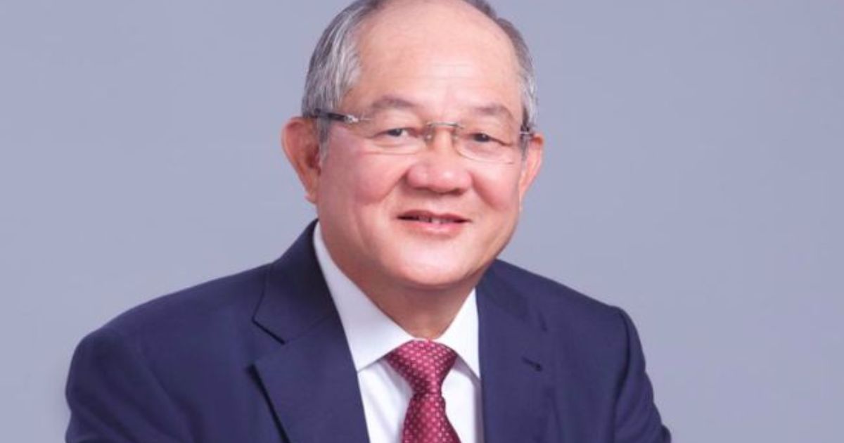 Profil Low Tuck Kwong