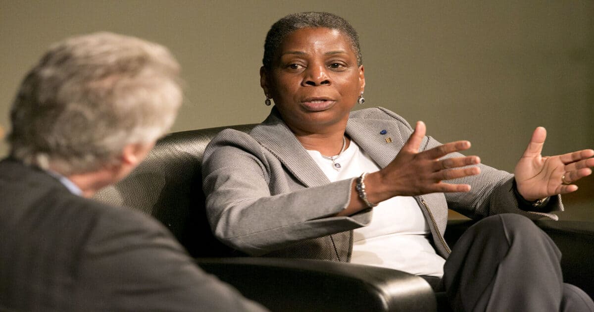 Profil Ursula Burns: Image Andalan