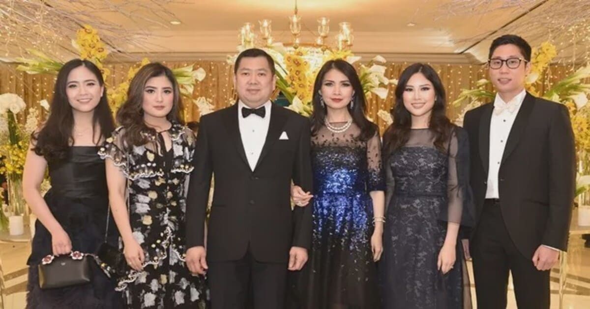 Keluarga Hary Tanoesoedibjo